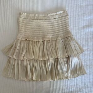 Chic Cream Pleated Mini Skirt